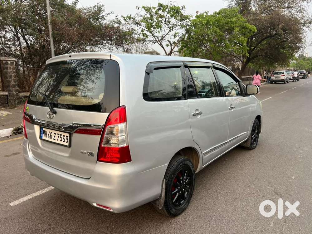 Toyota Innova 2014 Diesel Well Maintained For Sale At Kharghar