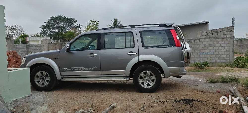 Ford Endeavour Thunder Plus