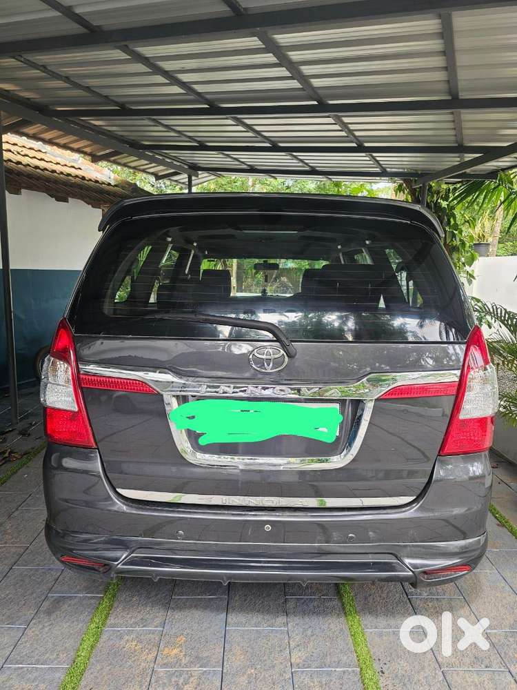 Toyota Innova 2.5 G (diesel) 8 Seater, 2015, Diesel