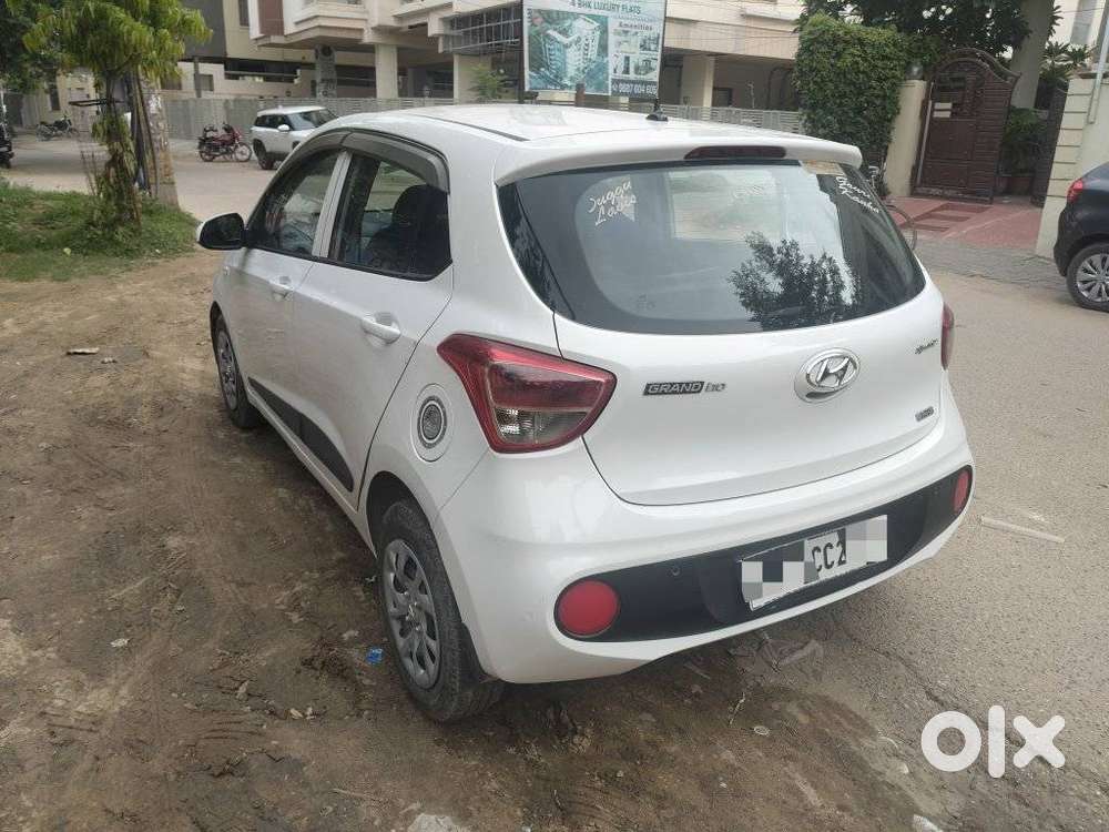 Hyundai Grand I10 Sportz, 2017, Diesel