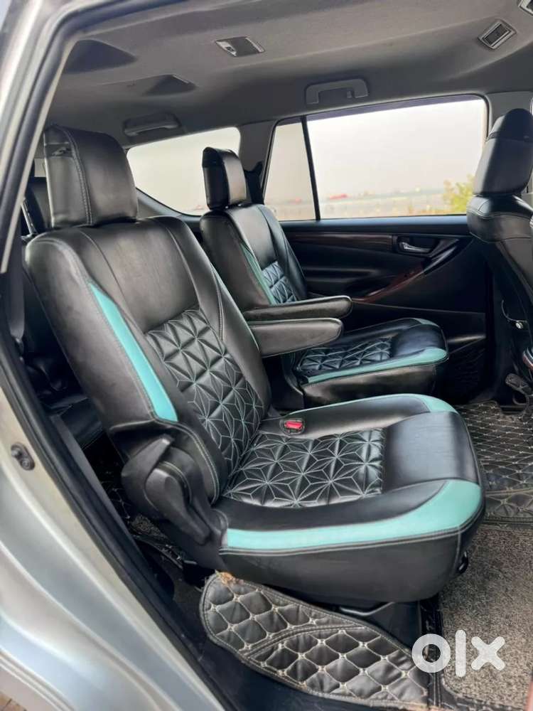 Toyota Innova Crysta 2.8 Gx At 7 Str, 2016, Diesel