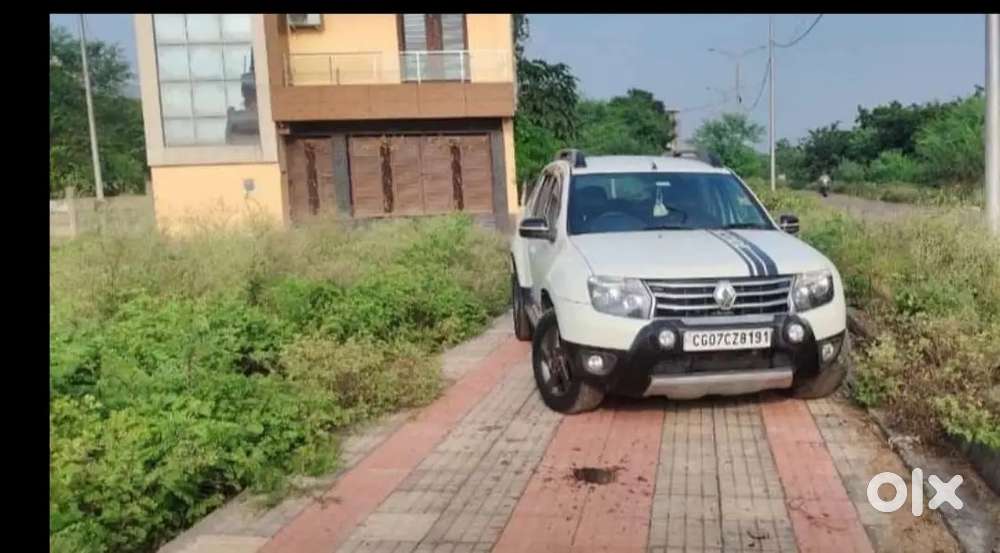 Renault New Duster 2016 Diesel Well Maintained