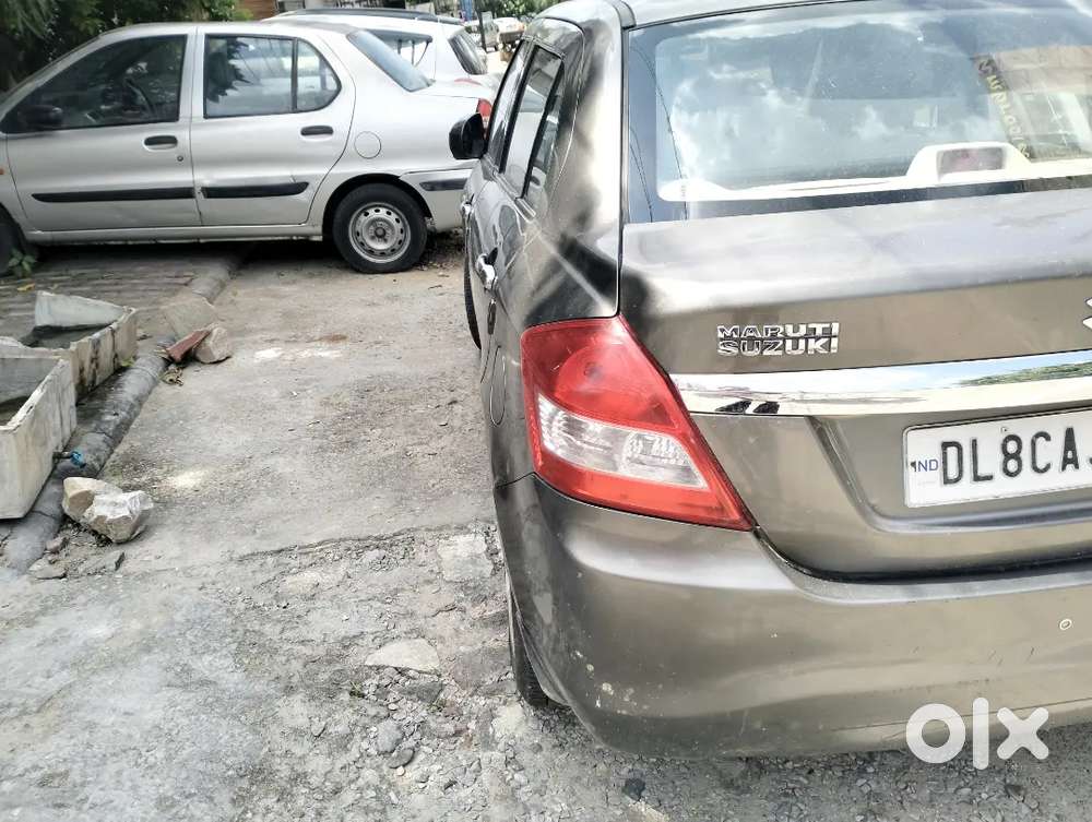 Maruti Suzuki Dzire 2015 Petrol 810000 Km Driven