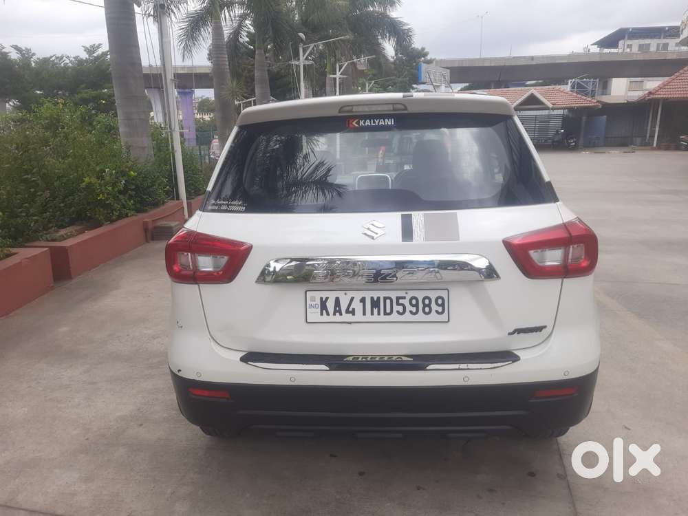 Maruti Suzuki Brezza 1.5 Vxi Smart Hybrid, 2022, Petrol