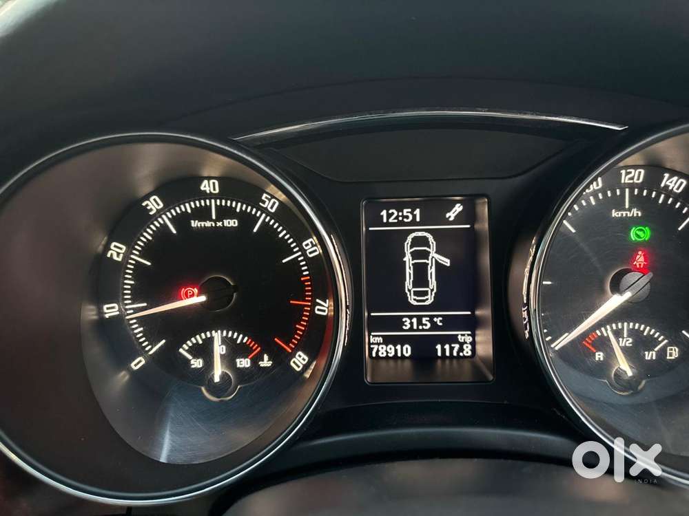 Skoda Superb, 2014, Petrol