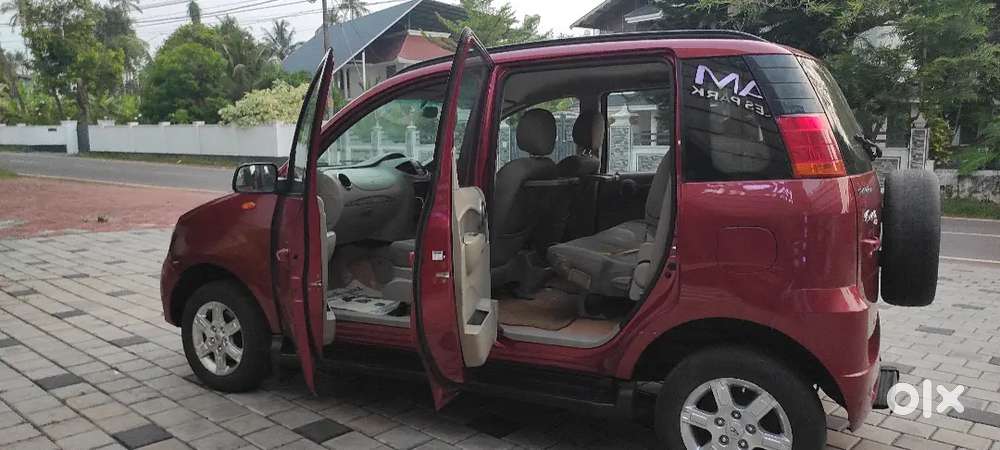 Mahindra Quanto 1.5 C8 2015