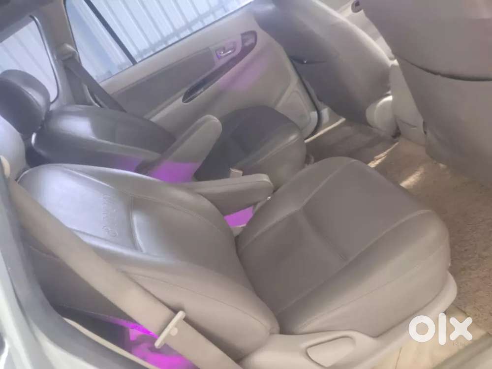 Toyota Innova 2.5v  2005