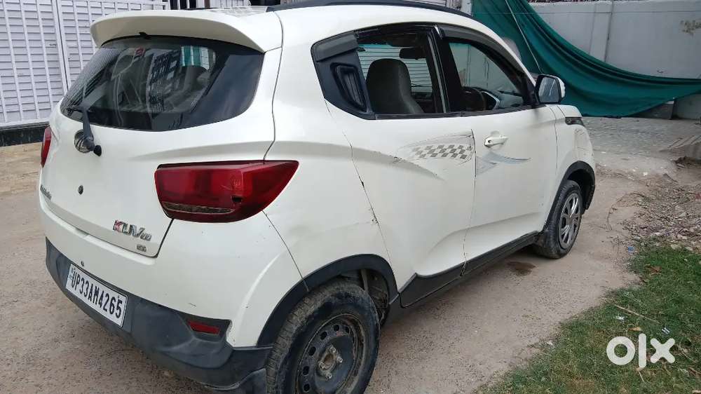 Kuv Mahindra White 2016 Modal Good Condition
