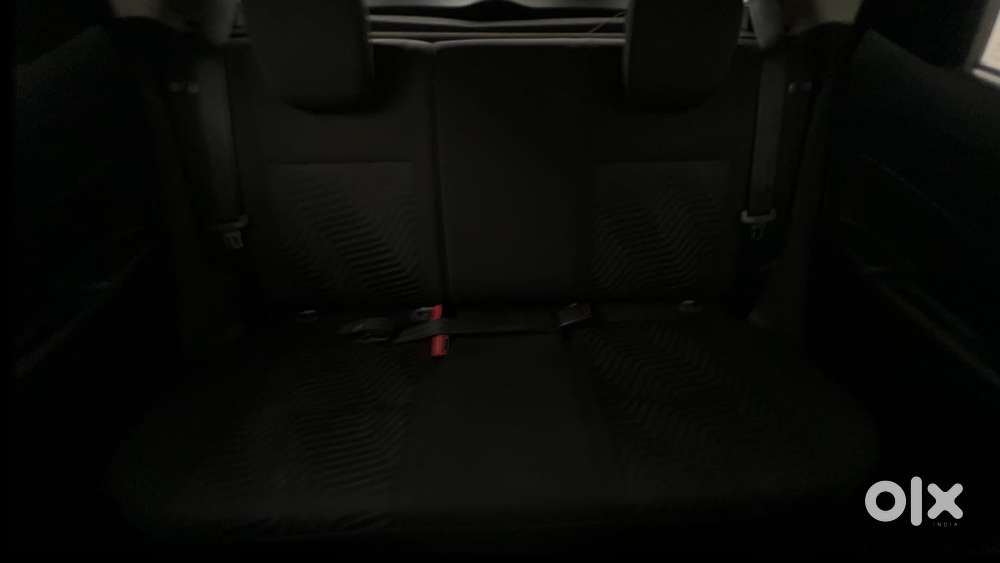 Maruti Suzuki Swift Amt Zxi, 2019, Petrol