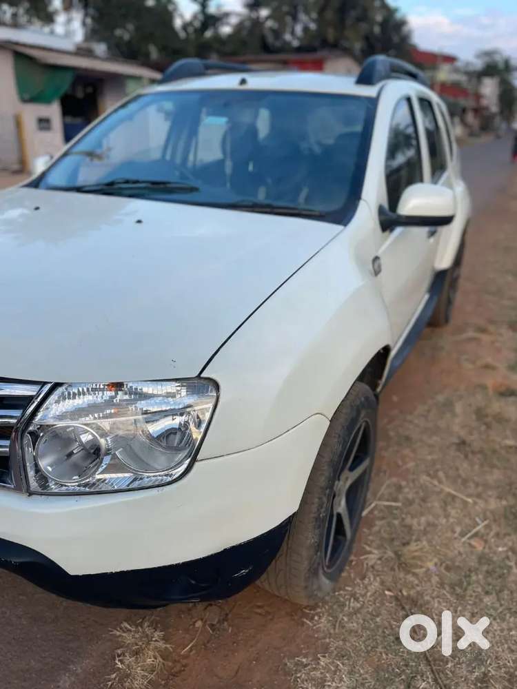 Renault Duster 2014 Diesel 90000 Km Driven