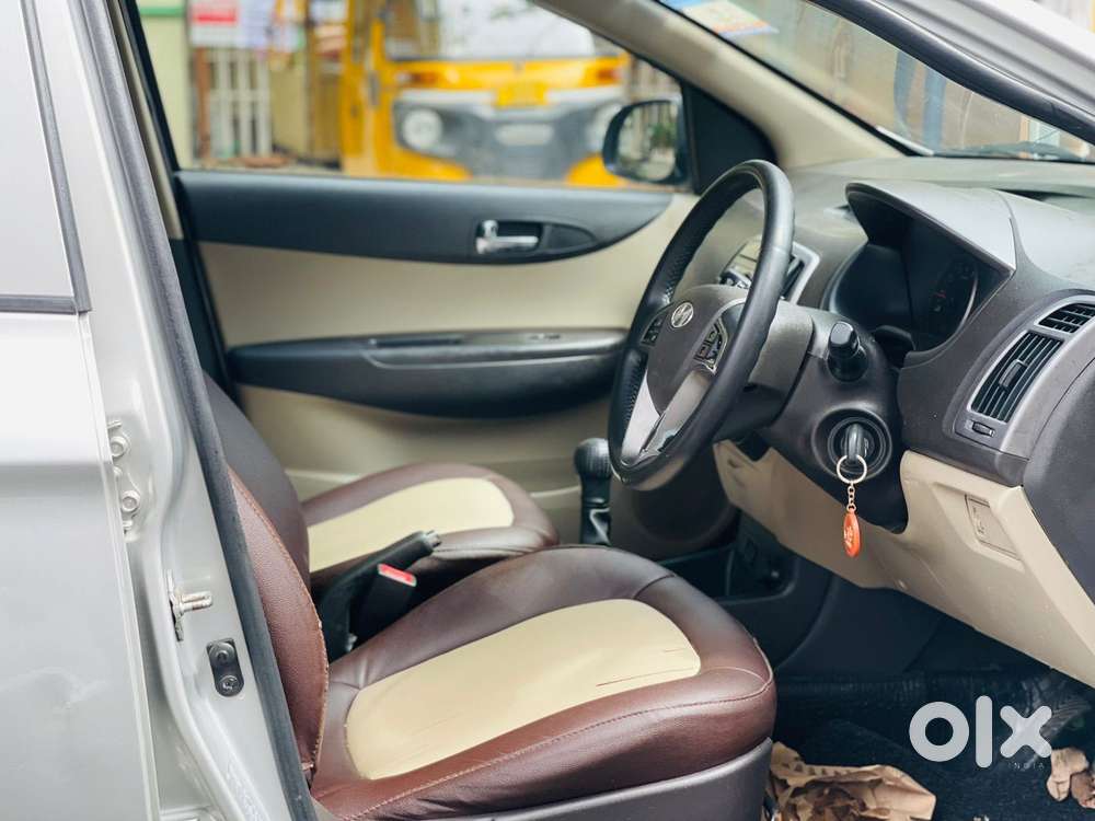 Hyundai I20 1.2 Sportz, 2012, Petrol