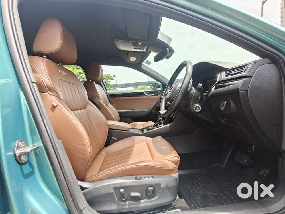 Skoda Superb 2.0 L&k Tsi At, 2024, Petrol