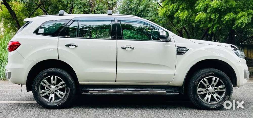 Ford Endeavour 3.2 Titanium At 4x4, 2017, Diesel