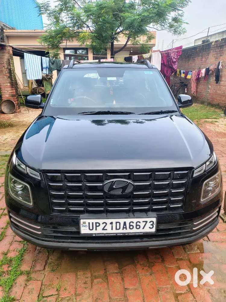 Hyundai Venue Petrol 2023