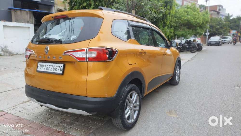 Renault Triber Rxz, 2019, Petrol
