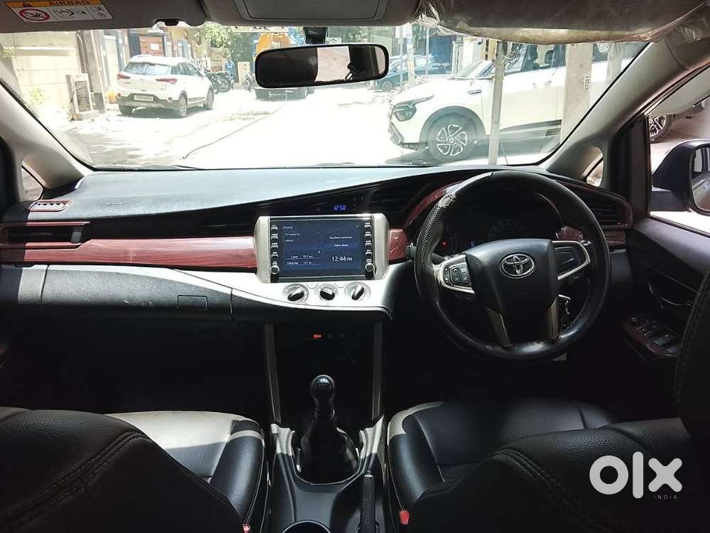Toyota Innova Crysta 2.4 G Mt 8s, 2021, Diesel