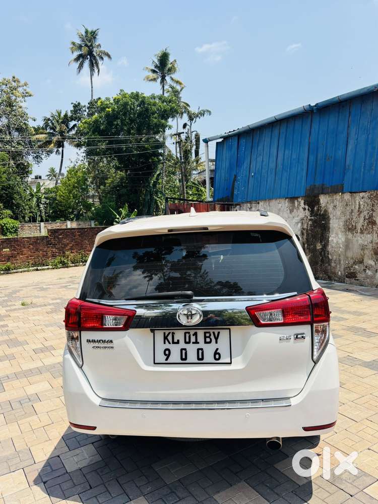 Toyota Innova Crysta 2.8 Gx At 8s, 2016, Diesel