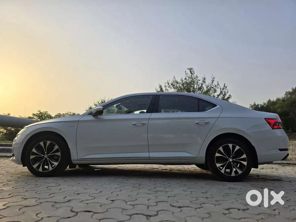 Skoda Superb 2.0 L&k Tsi At, 2021, Petrol