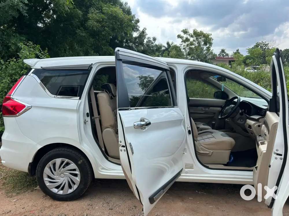 Maruti Suzuki Ertiga Vxi 2024