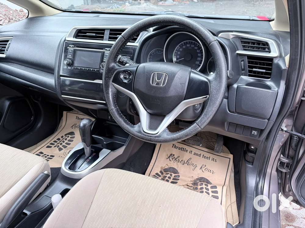 Honda Jazz V Automatic, 2016, Petrol