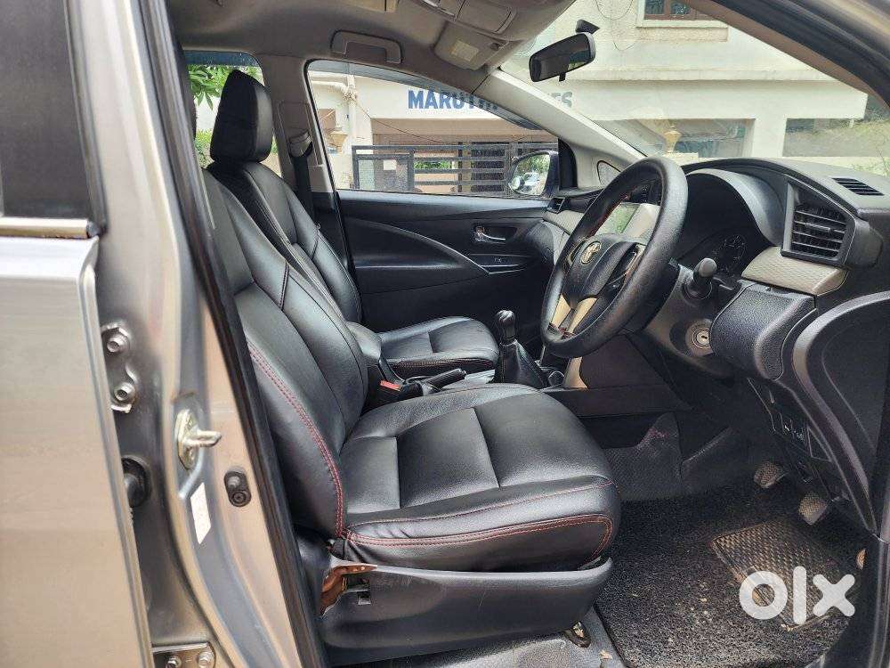 Toyota Innova Crysta 2.4 Gx Mt 8s, 2016, Diesel