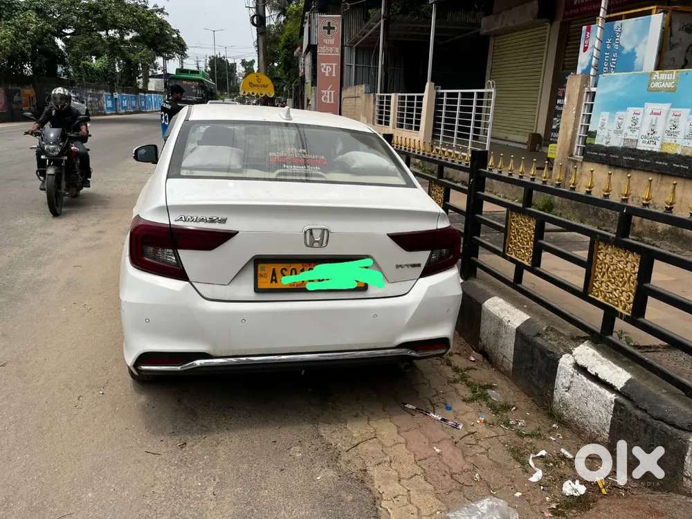 Honda Amaze 2023 Petrol Well Maintained