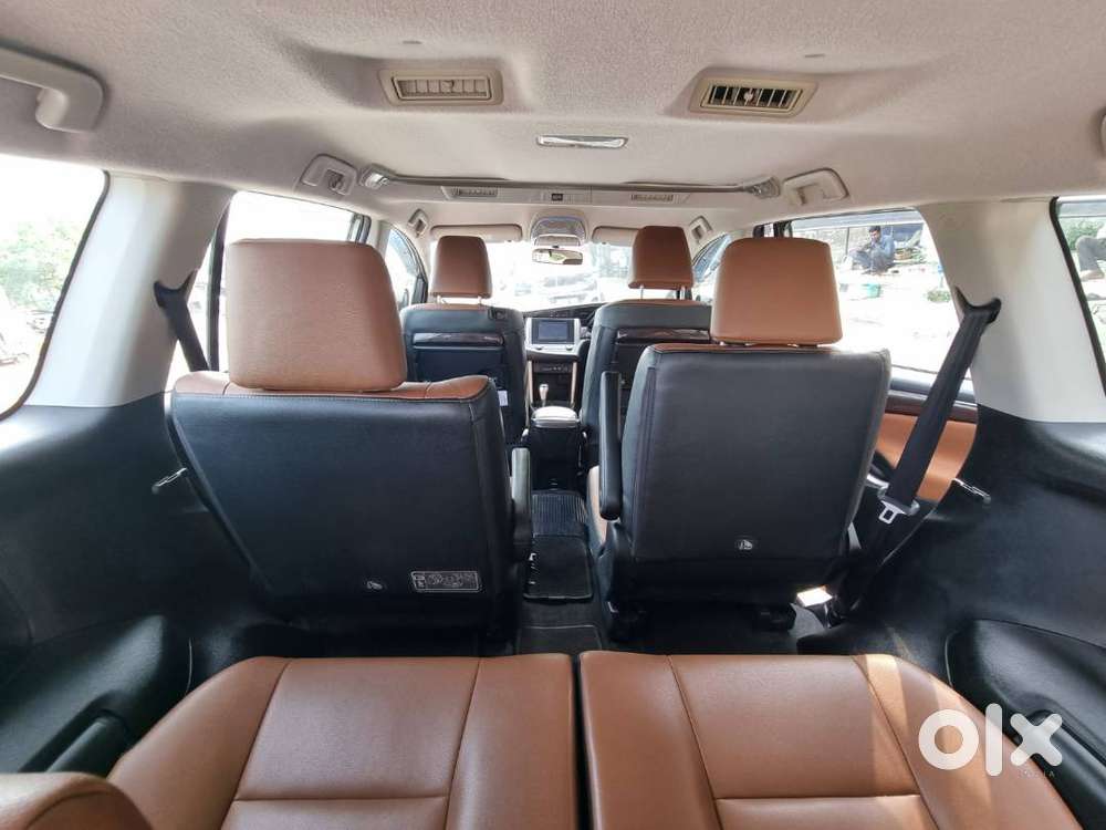 Innova Crysta Car For Sale, In Very Good Condition.