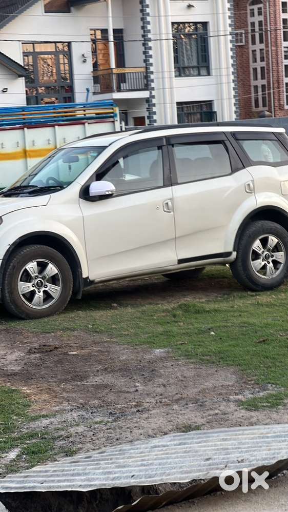 Mahindra Xuv500 Diesel 2014. Srinagar Registration