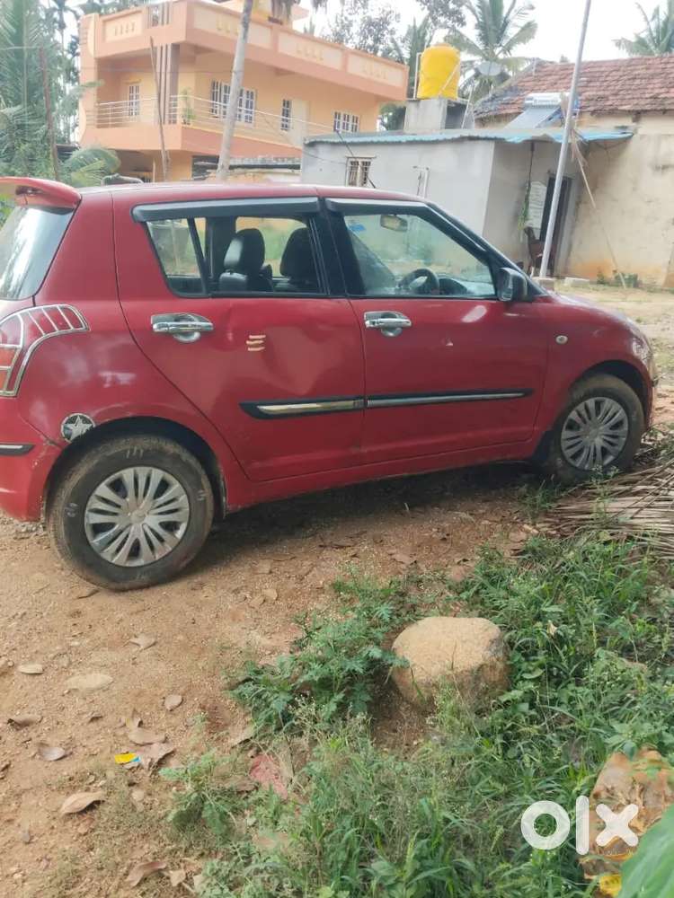 Maruti Suzuki Swift 2007 Petrol 104000 Km Driven