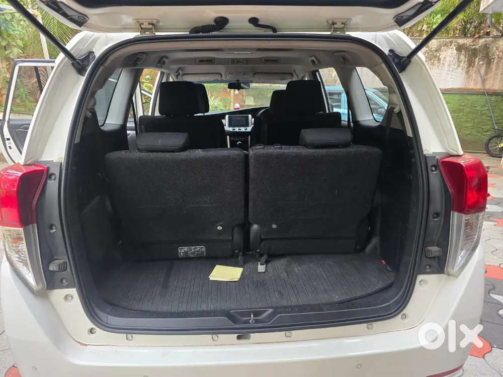 06/2019 Model Innova Crysta, Good Condition With New Insurance