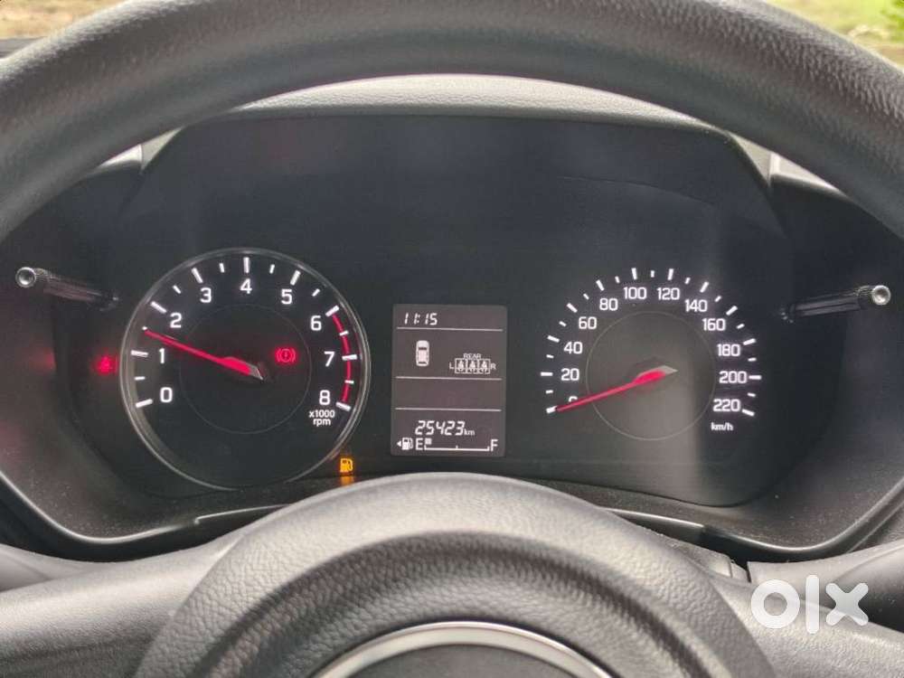Maruti Suzuki Swift Lxi Option, 2025, Petrol