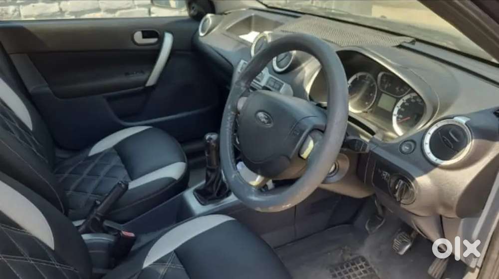 Ford Fiesta Classic 2011 Diesel 131000 Km Driven