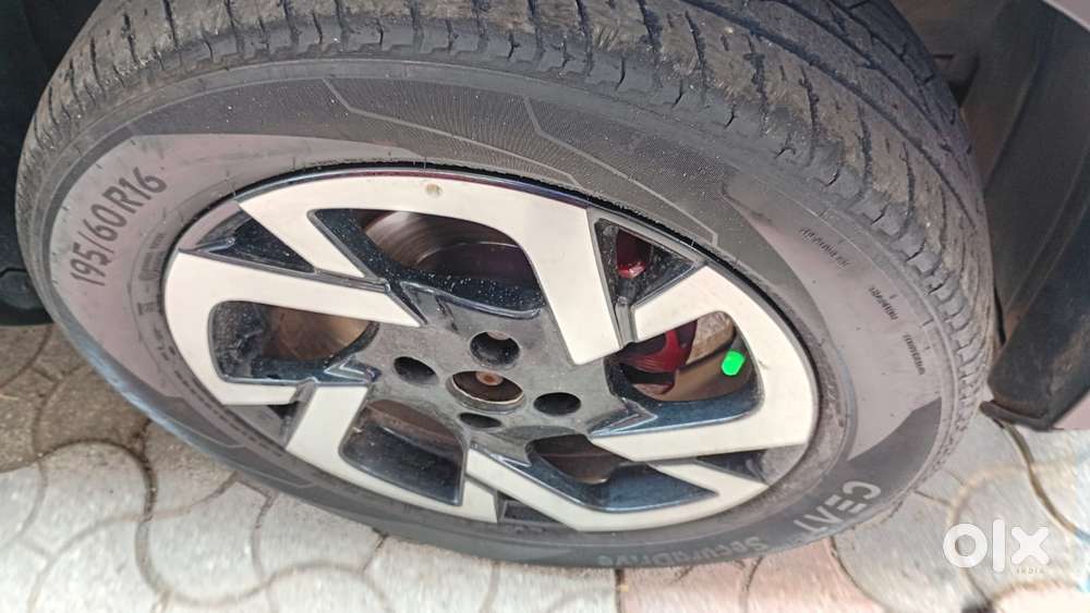 Nissan Magnite 1.0 Xv Premium Turbo, 2023, Petrol