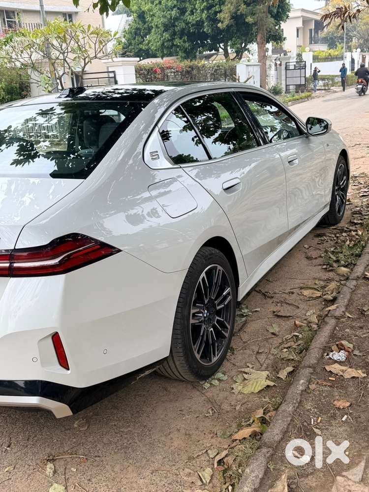 Bmw 5 Series 2026 Petrol 4000 Km Driven