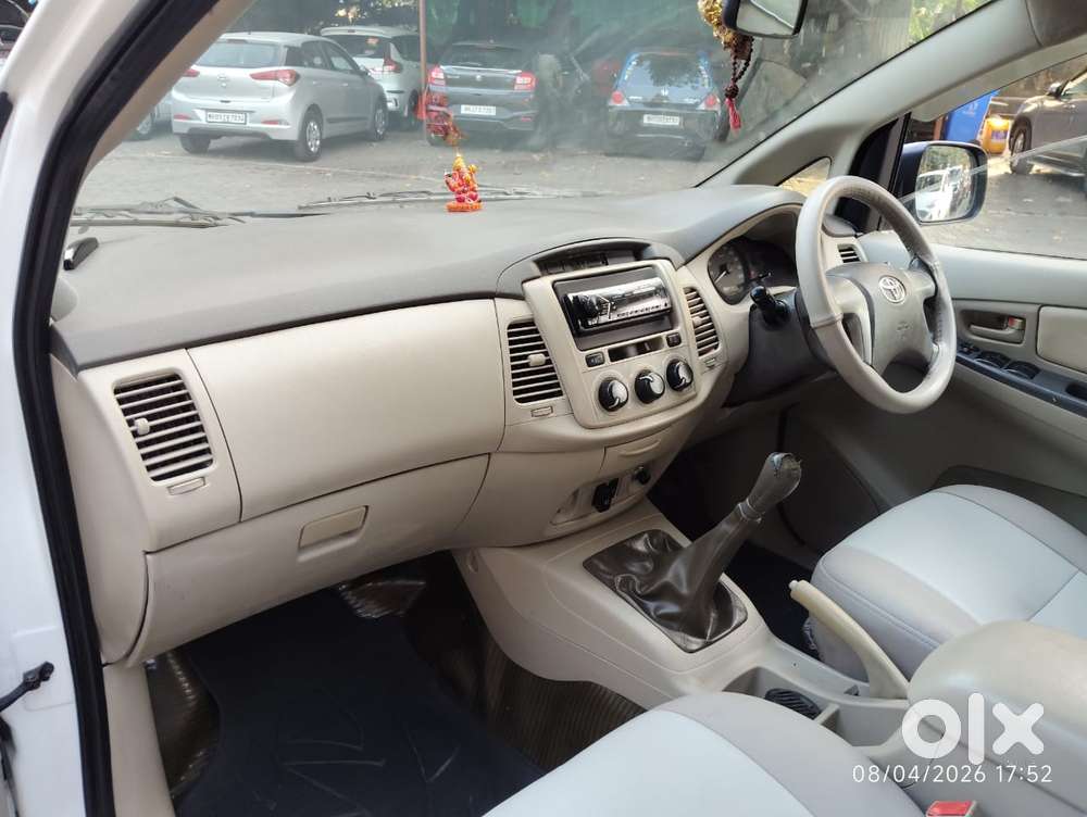 Toyota Innova 2.5 G (diesel) 8 Seater, 2012, Diesel