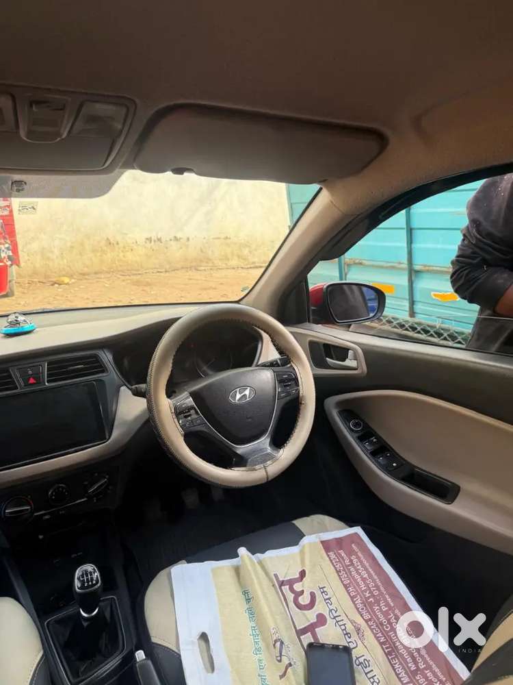 Hyundai Elite I20 2015 Diesel 82000 Km Driven
