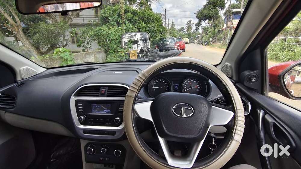 Tata Tiago 1.2 Revotron Xt, 2017, Petrol