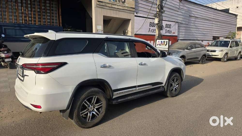Toyota Fortuner 4x2 Mt 2.8 Diesel, 2022, Diesel