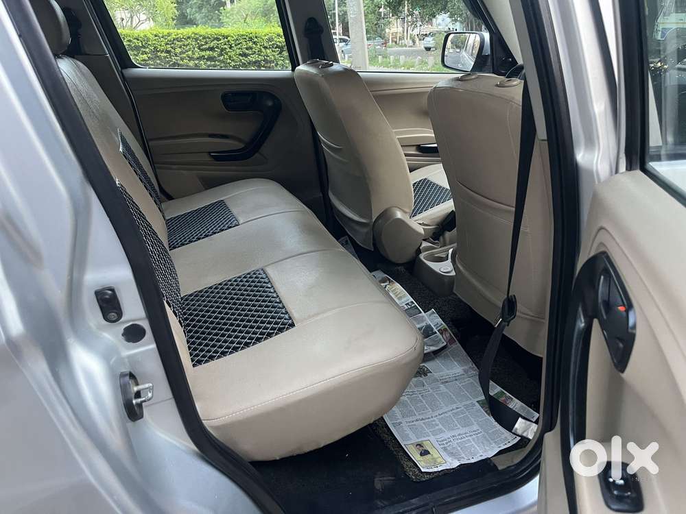Mahindra Tuv 300 T4 Plus, 2017, Diesel