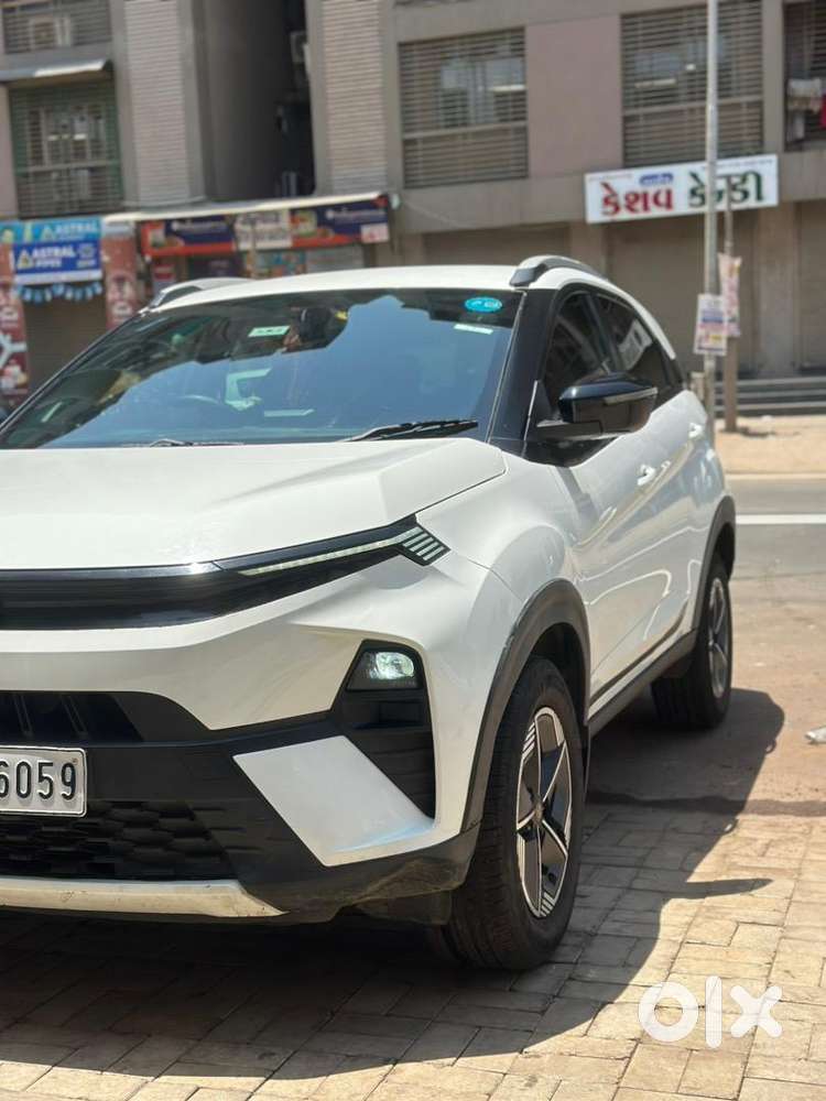 Tata Nexon Diesel Manual , Well Maintained Car And Less Km Driven