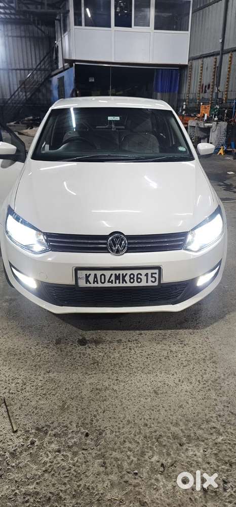 Volkswagen Polo Petrol Automatic 2012