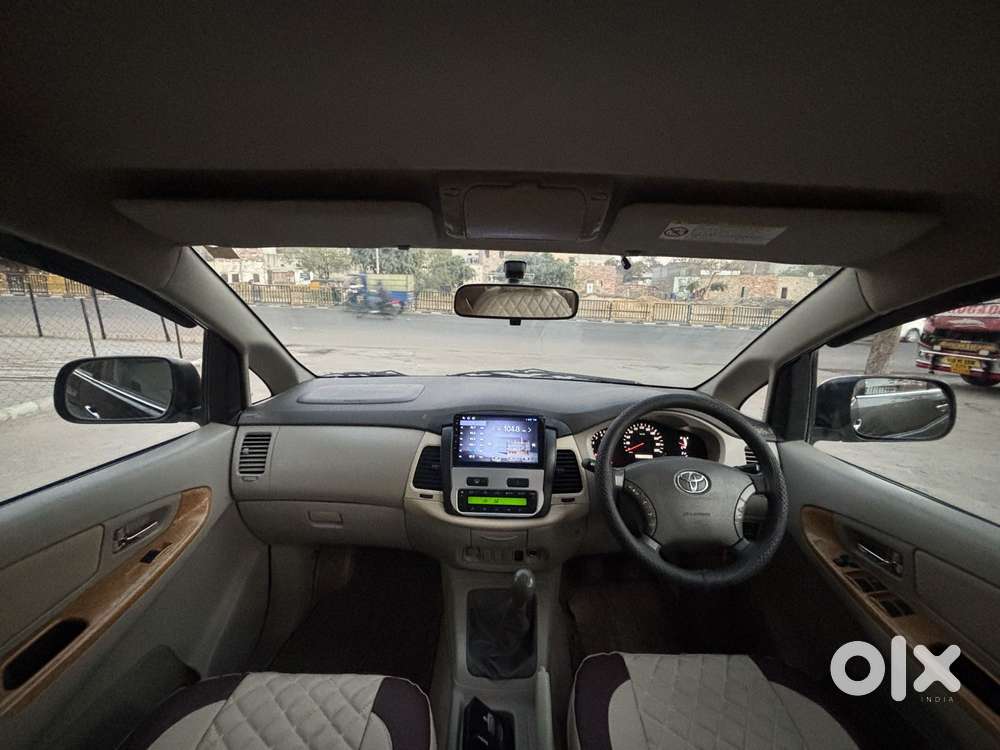 Toyota Innova 2.5 V 7 Str, 2011, Diesel