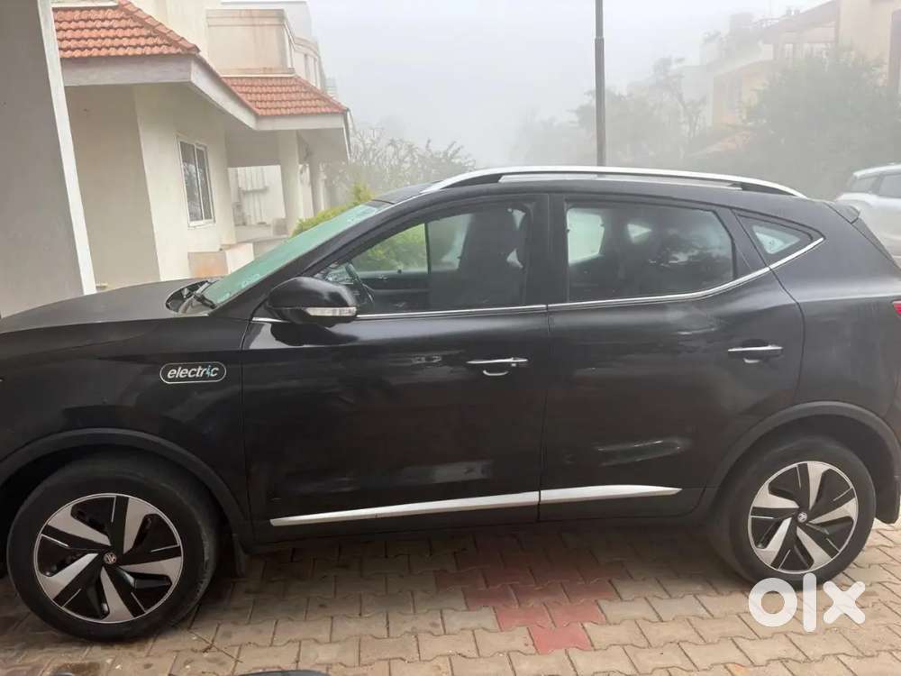 Mg Zs Ev Essence | 2024 | Top-end | Black | Bangalore
