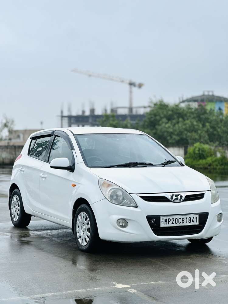 Hyundai I20 Magna, 2011, Petrol