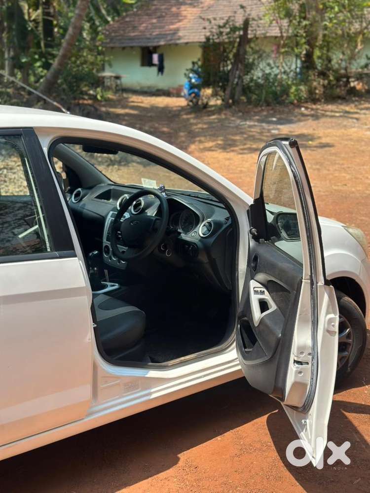 Ford Figo 2013 Petrol Well Maintained