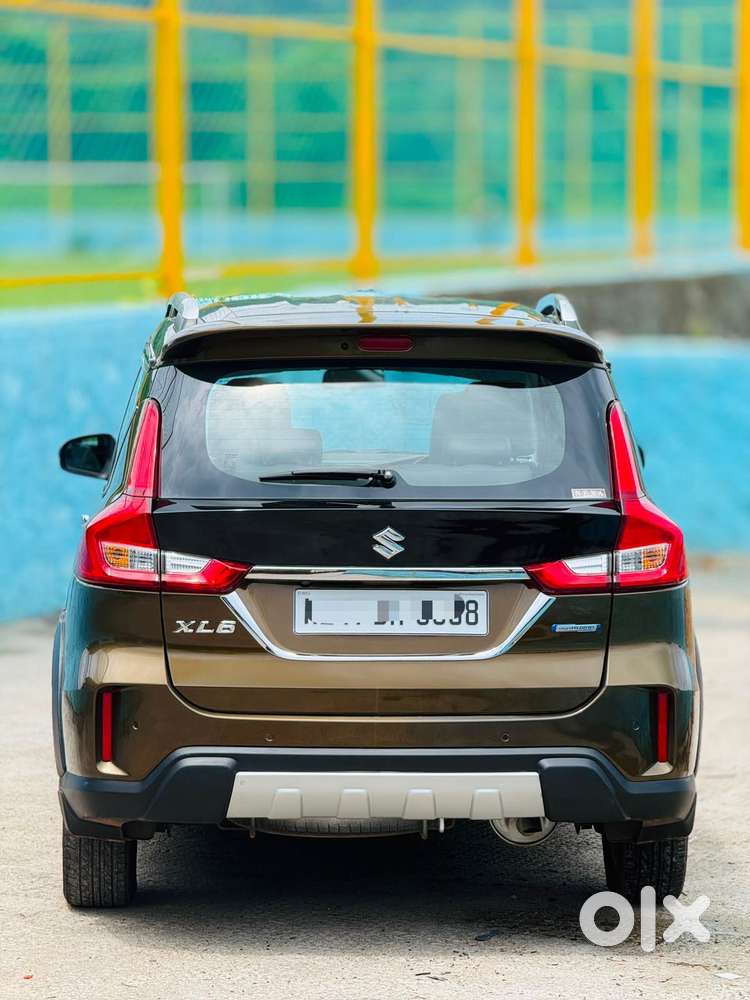 Maruti Suzuki Xl6 1.5 Alpha At, 2020, Petrol