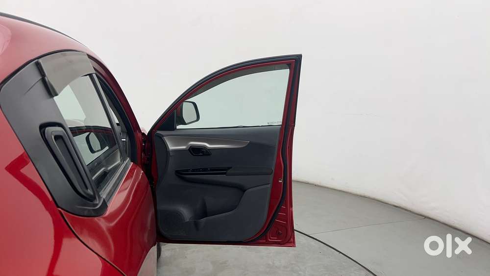 Mahindra Kuv100 Nxt 1.2 K6 Plus Diesel 6 Str, 2018, Petrol