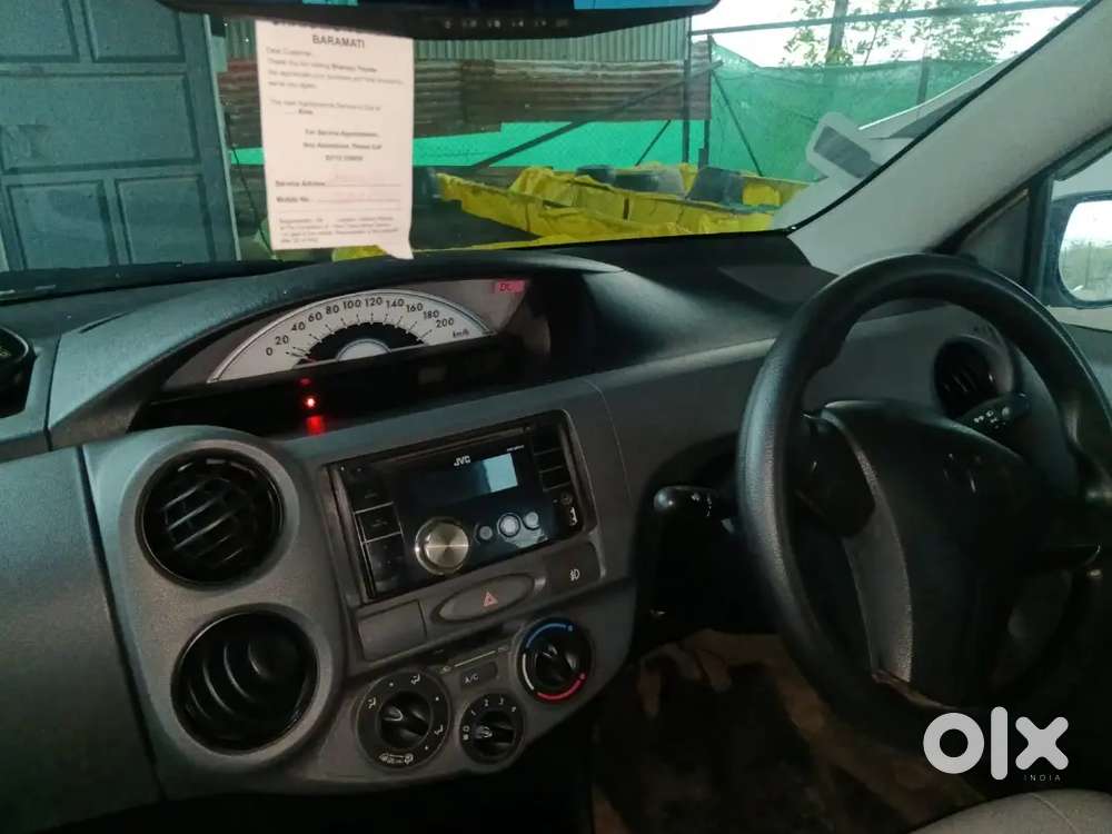 Toyota Etios Gd 2012 Showroom Condition, Mileage Of 20km Per Litre