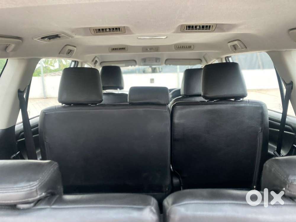 Toyota Innova Crysta 2.8 Gx At 7 Str, 2016, Diesel
