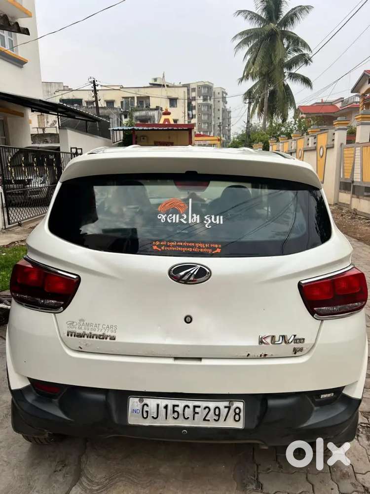 Mahindra Kuv 100 K4  Petrol 2016